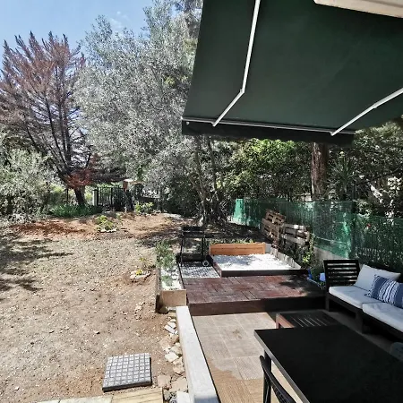 Adamant Apartment Nea Moudania